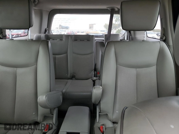 2015 Nissan Quest SV z VIN JN8AE2KP2F9132181, wystawiony jako Copart lot #54418385 z przebiegiem 120 163 mil mil oraz Szkoda całkowita • Salvage title. Historia ofert i sprzedaży dostępna na DreamBid. Obrazek 10.