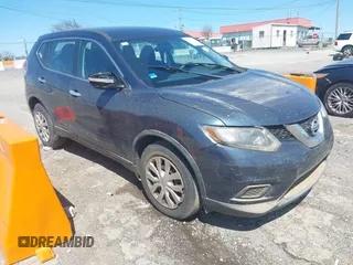 2015 Nissan Rogue SL with VIN 5N1AT2MV9FC896489, listed as a IAAI auction lot 41971675 with Not Provided miles. Bid and sale history available at carsss.com. Image 1.