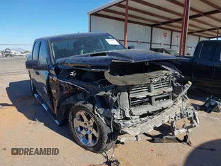 2014 Ram 1500 Sport z VIN 1C6RR6MT3ES366719, wystawiony jako IAAI lot #42228139 z przebiegiem Nie podano mil oraz . Historia ofert i sprzedaży dostępna na DreamBid. Obrazek 13.