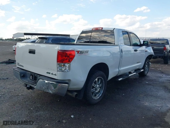 2013 Toyota Tundra 4WD Truck with VIN 5TFUW5F1XDX292721, listed as a IAAI auction lot 40510785 with 185,445 mi miles. Bid and sale history available at carsss.com. Image 4.