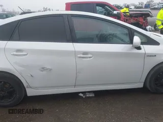 2015 Toyota Prius Four with VIN JTDKN3DU9F0424875, listed as a IAAI auction lot 41525682 with 231,098 mi miles. Bid and sale history available at carsss.com. Image 14.