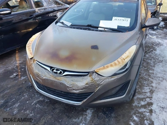 2016 Hyundai Elantra SE with VIN 5NPDH4AE2GH698135, listed as a IAAI auction lot 41337872 with 1 mi miles. Bid and sale history available at carsss.com. Image 6.