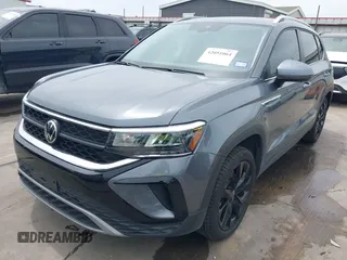 2022 Volkswagen Taos SE z VIN 3VVSX7B2XNM062037, wystawiony jako IAAI lot #42051064 z przebiegiem 30 149 mil mil oraz . Historia ofert i sprzedaży dostępna na DreamBid. Obrazek 18.
