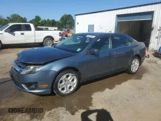 2011 Ford Fusion SE with VIN 3FAHP0HA1BR332792, listed as a Copart auction lot 52823245 with 155,807 mi miles and Salvage Title. Bid and sale history available at carsss.com. Image 1.