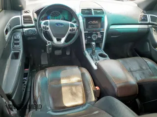 2013 Ford Explorer Sport z VIN 1FM5K8GT1DGC90532, wystawiony jako Copart lot #56433835 z przebiegiem 243 088 mil mil oraz Szkody całkowita. Historia ofert i sprzedaży dostępna na DreamBid. Obrazek 8.