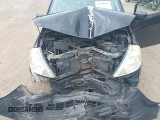 2008 Nissan Versa S с VIN 3N1BC13E18L460590, выставлен на аукционе IAAI как лот 42478943 с пробегом 155 037 миль миль и . История ставок и продаж доступна на DreamBid. Изображение 6.