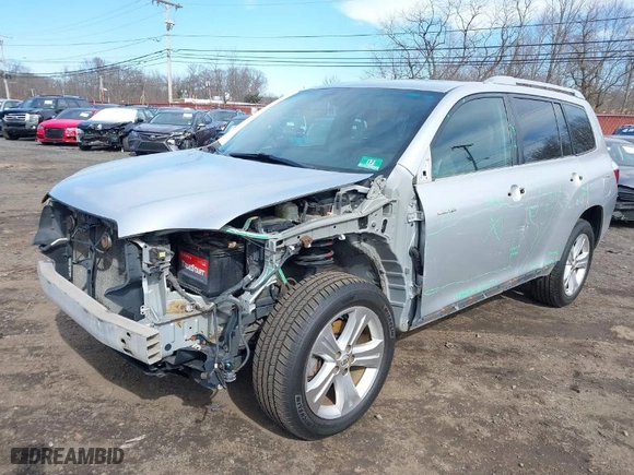 2008 Toyota Highlander Limited with VIN JTEES42A582037201, listed as a IAAI auction lot 41610521 with 222,888 mi miles. Bid and sale history available at carsss.com. Image 6.
