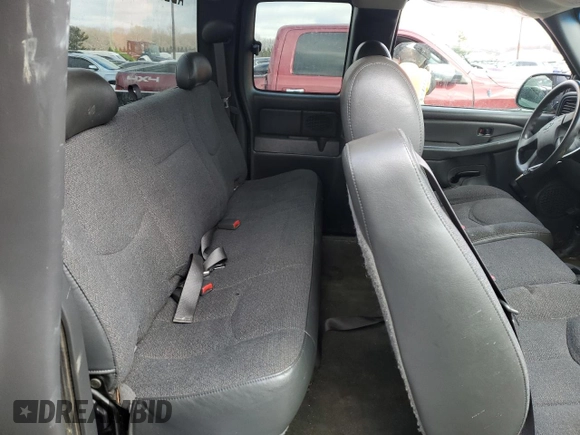 2005 Chevrolet Silverado 1500 with VIN 1GCEK19V75E230214, listed as a Copart auction lot 88054405 with 0 mi miles and Salvage Title. Bid and sale history available at carsss.com. Image 10.