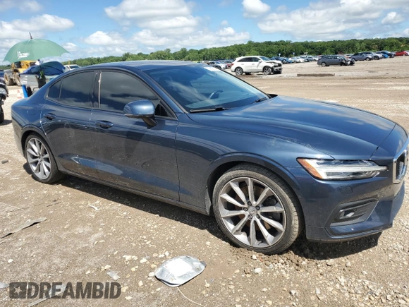 2019 Volvo S60 Momentum with VIN 7JRA22TKXKG017813, listed as a Copart auction lot 59142014 with 59,657 mi miles and Salvage Title. Bid and sale history available at carsss.com. Image 4.