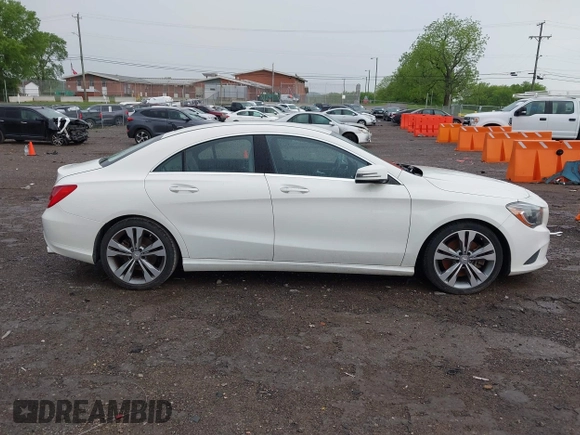 2016 Mercedes-Benz CLA 250 z VIN WDDSJ4EB3GN298523, wystawiony jako IAAI lot #42045735 z przebiegiem 76 908 mil mil oraz . Historia ofert i sprzedaży dostępna na DreamBid. Obrazek 13.