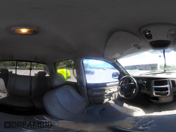 2005 Dodge 1500 SLT with VIN 1D7HU18D85J559064, listed as a IAAI auction lot 42021156 with 265,666 mi miles. Bid and sale history available at carsss.com. Image 19.