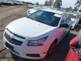 2013 Chevrolet Cruze LS with VIN 1G1PA5SG1D7252963, listed as a IAAI auction lot 41678640 with 139,564 mi miles. Bid and sale history available at carsss.com. Image 2.