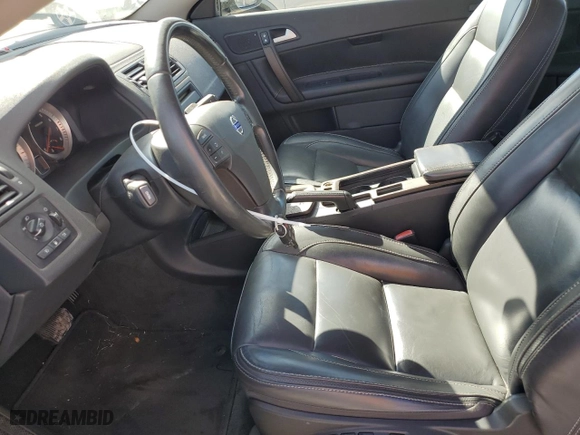 2012 Volvo C70 T5 with VIN YV1672MC8CJ127481, listed as a Copart auction lot 73129114 with 102,167 mi miles and Salvage Title. Bid and sale history available at carsss.com. Image 7.