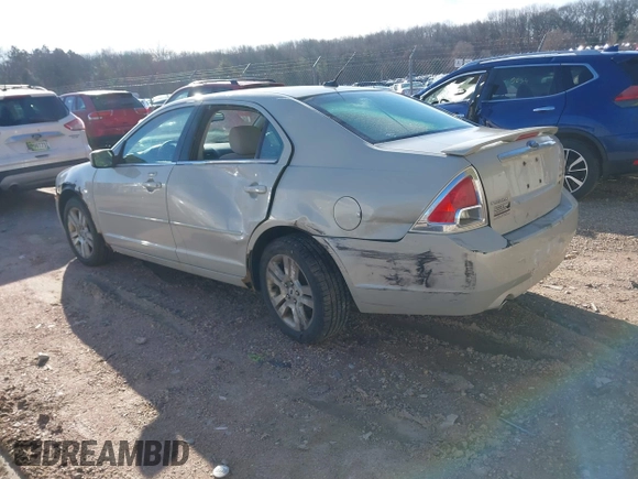 2008 Ford Fusion SEL with VIN 3FAHP08118R156805, listed as a IAAI auction lot 41853953 with 194,455 mi miles. Bid and sale history available at carsss.com. Image 3.
