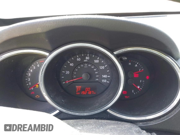2012 Kia Sorento LX with VIN 5XYKT3A13CG283758, listed as a IAAI auction lot 41869331 with 192,187 mi miles. Bid and sale history available at carsss.com. Image 7.