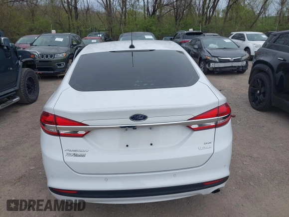 2018 Ford Fusion SE with VIN 3FA6P0HD6JR175468, listed as a IAAI auction lot 41989293 with 107,273 mi miles. Bid and sale history available at carsss.com. Image 16.