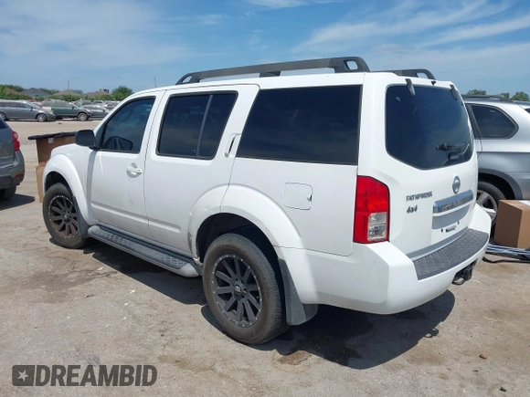 2009 Nissan Pathfinder S with VIN 5N1AR18BX9C608153, listed as a IAAI auction lot 42048128 with 201,873 mi miles and . Bid and sale history available at DreamBid. Image 3.