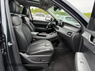 2020 Hyundai Palisade SEL z VIN KM8R4DHE6LU061204, wystawiony jako Copart lot #57970425 z przebiegiem 152 321 mil mil oraz Czysty tytuł • Clean title. Historia ofert i sprzedaży dostępna na DreamBid. Obrazek 5.