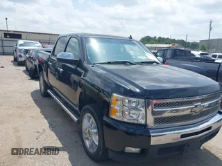 2011 Chevrolet Silverado 1500 LT with VIN 3GCPCSE06BG394810, listed as a IAAI auction lot 42162416 with Not Provided miles. Bid and sale history available at carsss.com. Image 1.
