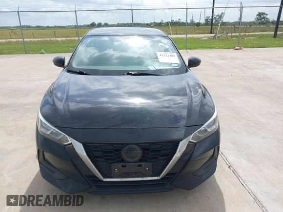 2021 Nissan Sentra SV with VIN 3N1AB8CV0MY318588, listed as a IAAI auction lot 42122489 with 80,904 mi miles. Bid and sale history available at carsss.com. Image 6.