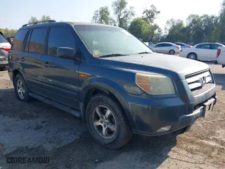 2006 Honda Pilot EX-L with RES with VIN 5FNYF28636B021196, listed as a IAAI auction lot 41461805 with 328,491 mi miles. Bid and sale history available at carsss.com. Image 1.