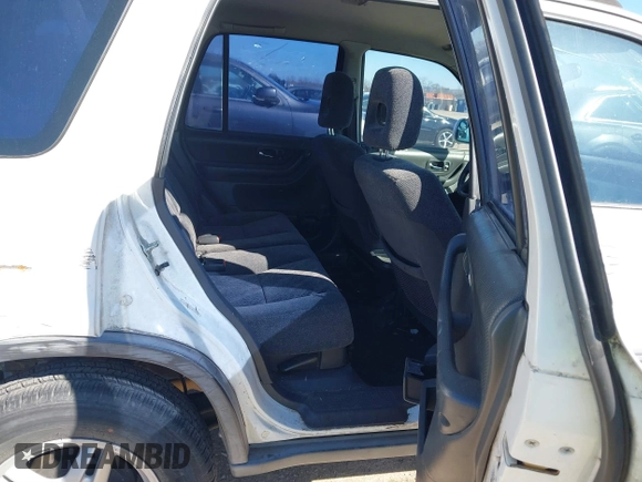 2000 Honda CR-V EX with VIN JHLRD1869YS000284, listed as a IAAI auction lot 41735106 with 160,956 mi miles. Bid and sale history available at carsss.com. Image 8.