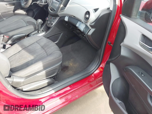 2014 Chevrolet Sonic LT with VIN 1G1JC6SB9E4232389, listed as a IAAI auction lot 41472291 with 165,711 mi miles. Bid and sale history available at carsss.com. Image 5.