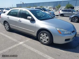 2007 Honda Accord Sdn LX with VIN 1HGCM56427A081985, listed as a IAAI auction lot 41981307 with 163,729 mi miles. Bid and sale history available at carsss.com. Image 1.