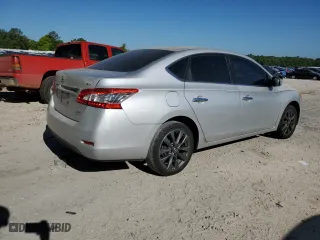 2014 Nissan Sentra SV with VIN 3N1AB7AP3EL659755, listed as a Copart auction lot 53167555 with 146,674 mi miles and Clean Title. Bid and sale history available at carsss.com. Image 3.