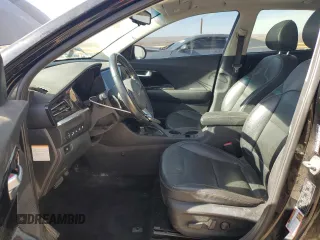 2022 Kia Niro Touring SE with VIN KNDCC3LC9N5532434, listed as a Copart auction lot 82159014 with 37,923 mi miles and Salvage Title. Bid and sale history available at carsss.com. Image 7.