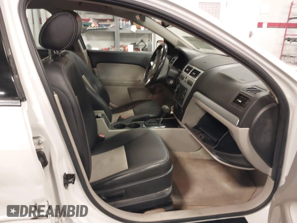 2008 Mercury Milan Premier with VIN 3MEHM08Z38R604372, listed as a IAAI auction lot 41131598 with 104,302 mi miles and . Bid and sale history available at DreamBid. Image 5.