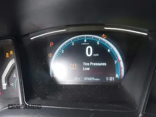 2017 Honda Civic Sedan LX with VIN 2HGFC2F6XHH552820, listed as a IAAI auction lot 42035350 with 1 mi miles. Bid and sale history available at carsss.com. Image 7.