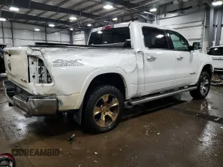 2020 Ram 1500 Laramie with VIN 1C6SRFJM8LN274113, listed as a Copart auction lot 45634455 with 164,629 mi miles and Salvage title. Bid and sale history available at DreamBid. Image 3.