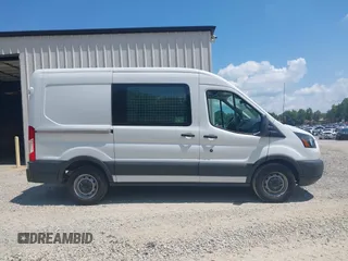 2018 Ford Transit с VIN 1FTYE1CM6JKB42254, выставлен на аукционе IAAI как лот 42615585 с пробегом 109 806 миль миль и . История ставок и продаж доступна на DreamBid. Изображение 13.