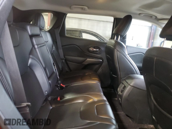 2019 Jeep Cherokee Latitude Plus with VIN 1C4PJMLB9KD122500, listed as a Copart auction lot 62504075 with 129,248 mi miles and Salvage title. Bid and sale history available at DreamBid. Image 10.