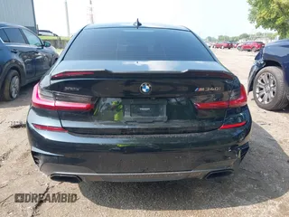 2021 BMW 3 Series M340i xDrive with VIN 3MW5U9J0XM8B53474, listed as a IAAI auction lot 39952984 with 55,938 mi miles. Bid and sale history available at carsss.com. Image 17.