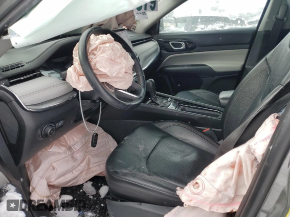 2022 Jeep Compass (RED) Edition с VIN 3C4NJDCB9NT132093, выставлен на аукционе Copart как лот 44517315 с пробегом Не указан миль и На запчасти • Non repairable. История ставок и продаж доступна на DreamBid. Изображение 7.