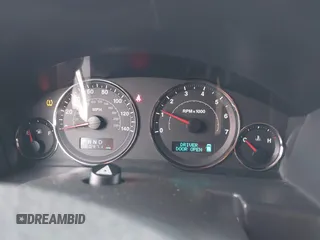 2006 Jeep Commander с VIN 1J8HH48K76C229610, выставлен на аукционе IAAI как лот 41961432 с пробегом 160 971 миль миль и . История ставок и продаж доступна на DreamBid. Изображение 7.