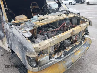 2005 Ford Econoline Cargo with VIN 1FTNE24L55HA37593, listed as a IAAI auction lot 41448776 with Not Provided miles. Bid and sale history available at carsss.com. Image 11.