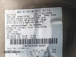 2004 Ford Focus SE z VIN 1FAFP36324W186481, wystawiony jako IAAI lot #42654016 z przebiegiem 168 331 mil mil oraz . Historia ofert i sprzedaży dostępna na DreamBid. Obrazek 9.