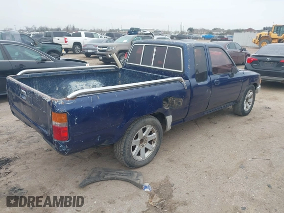 1990 Toyota Pickup with VIN JT4VN93D4L5008894, listed as a IAAI auction lot 41587289 with 186,525 mi miles and . Bid and sale history available at DreamBid. Image 4.