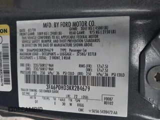 2019 Ford Fusion SE with VIN 3FA6P0HD3KR284679, listed as a IAAI auction lot 41925937 with 67,058 mi miles. Bid and sale history available at carsss.com. Image 9.