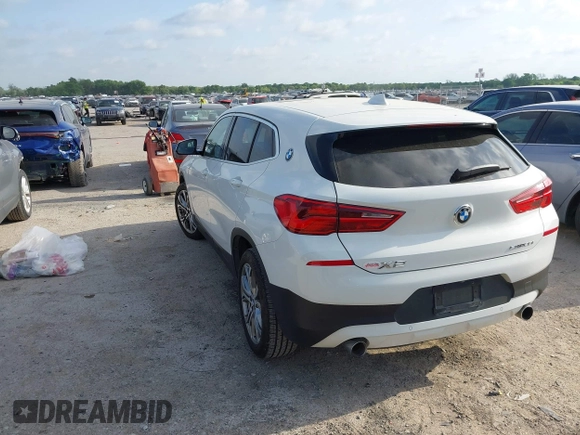 2020 BMW X2 sDrive28i with VIN WBXYH9C07L5P35810, listed as a IAAI auction lot 42043222 with 101,329 mi miles and . Bid and sale history available at DreamBid. Image 3.