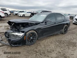 2017 BMW 3 Series 320i z VIN WBA8A9C54HK620441, wystawiony jako Copart lot #42981785 z przebiegiem Nie podano mil oraz Szkoda całkowita • Salvage title. Historia ofert i sprzedaży dostępna na DreamBid. Obrazek 1.