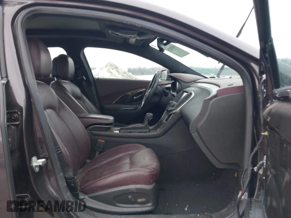 2014 Buick LaCrosse Premium II with VIN 1G4GF5G37EF263466, listed as a IAAI auction lot 41409329 with 64,678 mi miles. Bid and sale history available at carsss.com. Image 5.