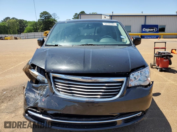 2016 Chrysler Town & Country Touring with VIN 2C4RC1BG8GR110695, listed as a Copart auction lot 53125305 with 75,752 mi miles and Salvage Title. Bid and sale history available at carsss.com. Image 5.