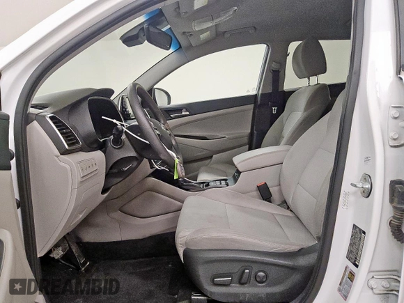 2019 Hyundai Tucson Sport z VIN KM8J33AL3KU874095, wystawiony jako Copart lot #55959415 z przebiegiem 86 092 mil mil oraz Czysty tytuł • Clean title. Historia ofert i sprzedaży dostępna na DreamBid. Obrazek 7.
