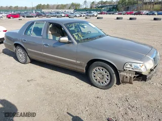 2003 Mercury Grand Marquis GS Convenience with VIN 2MEFM74W43X681774, listed as a IAAI auction lot 42057422 with 218,422 mi miles. Bid and sale history available at carsss.com. Image 1.