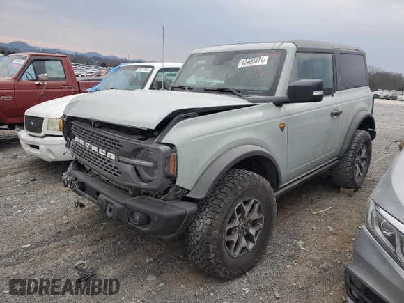 2023 Ford Bronco with VIN 1FMDE5CH9PLB24676, listed as a Copart auction lot 42488874 with 6,102 mi miles. Bid and sale history available at carsss.com. Image 1.