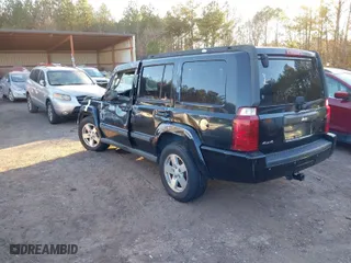 2008 Jeep Commander Sport with VIN 1J8HG48K88C189057, listed as a IAAI auction lot 41237044 with 138,896 mi miles. Bid and sale history available at carsss.com. Image 3.